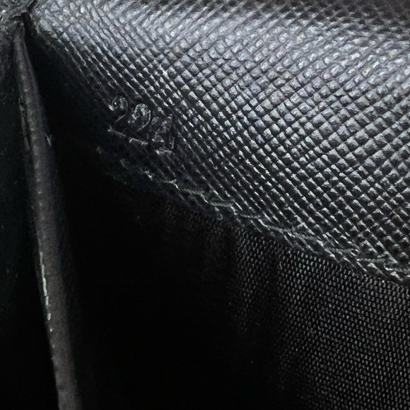 💯 AUTH Prada Tessuto black Saffiano leather wallet on chain - Picture 13 of 14